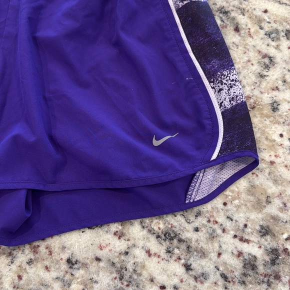Nike shorts! - Picture 2 of 6